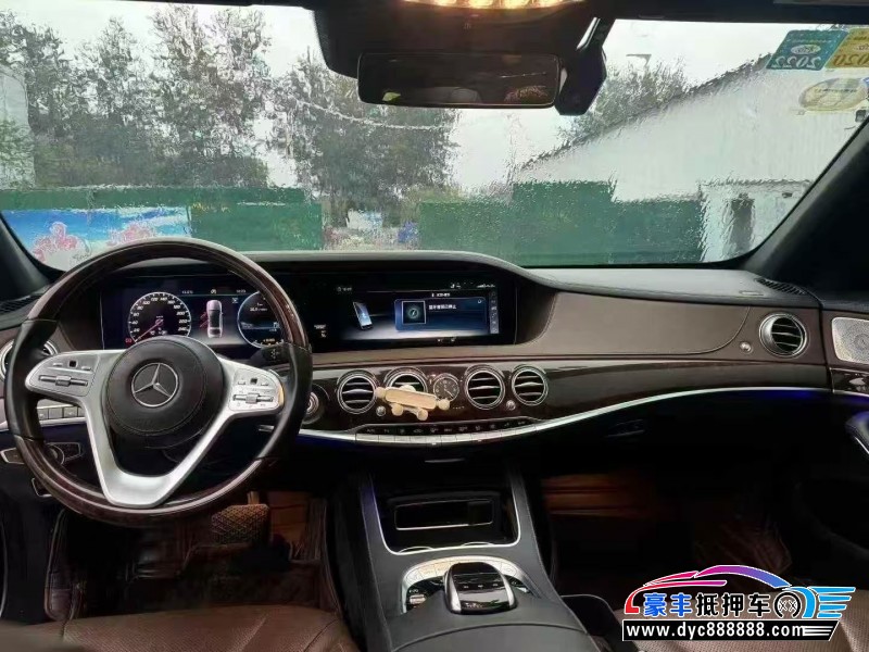 18年奔驰S轿车抵押车出售