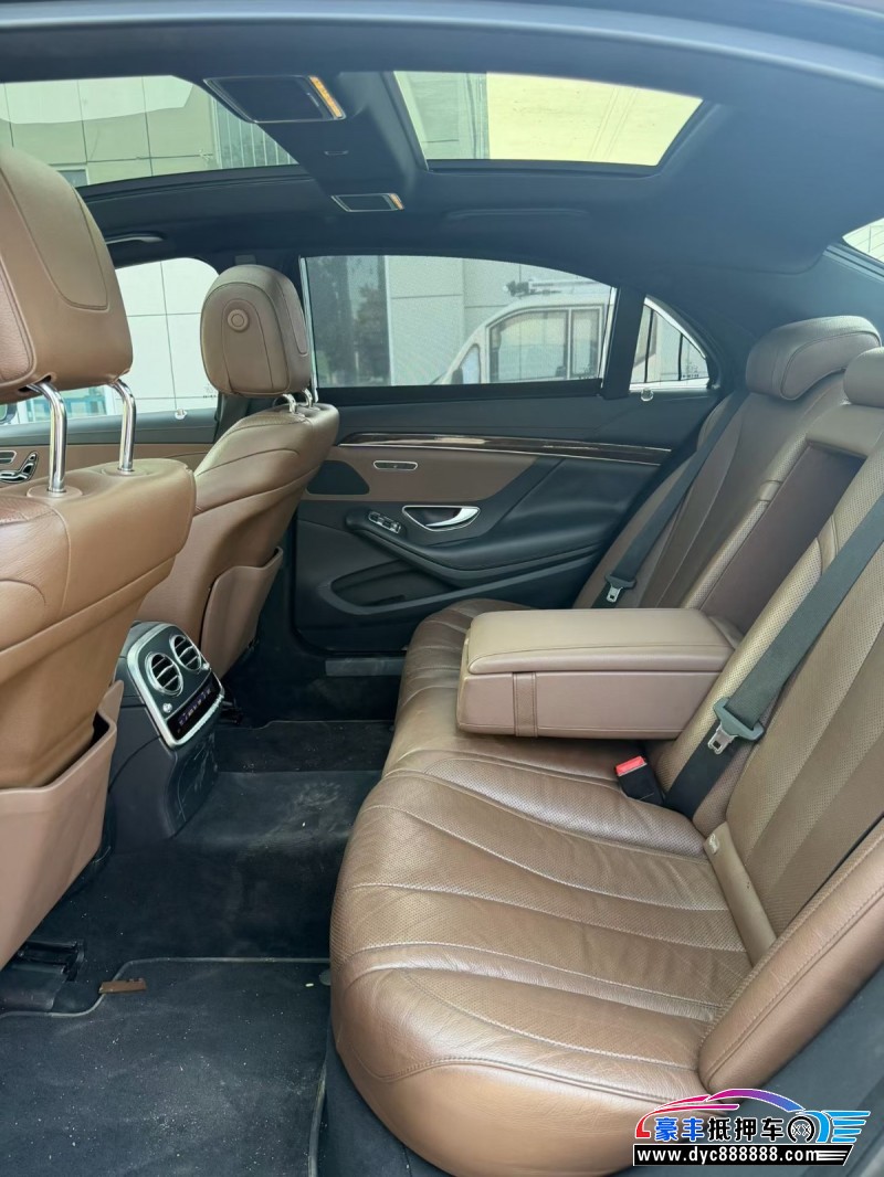 17年奔驰S轿车抵押车出售