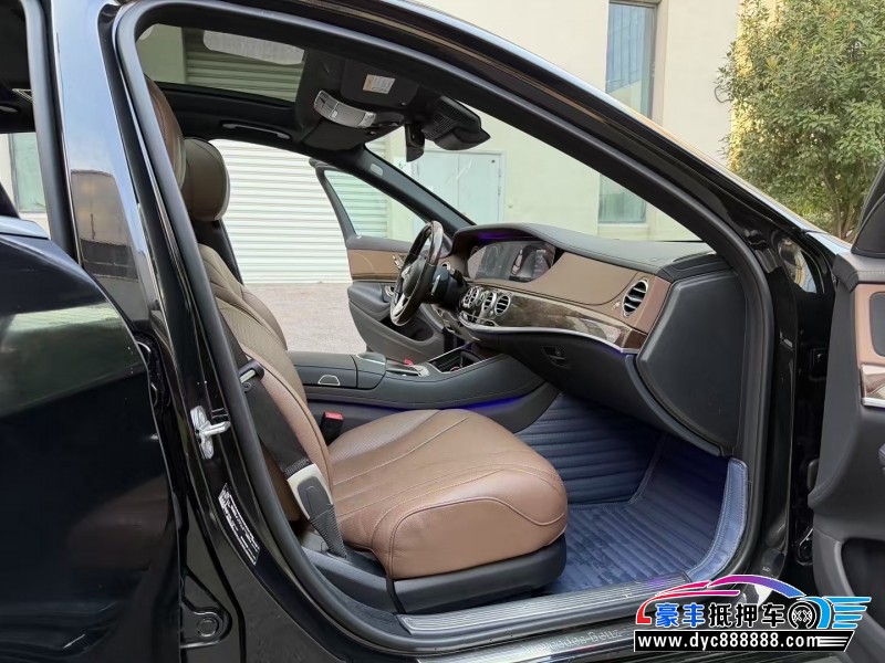 19年奔驰S轿车抵押车出售