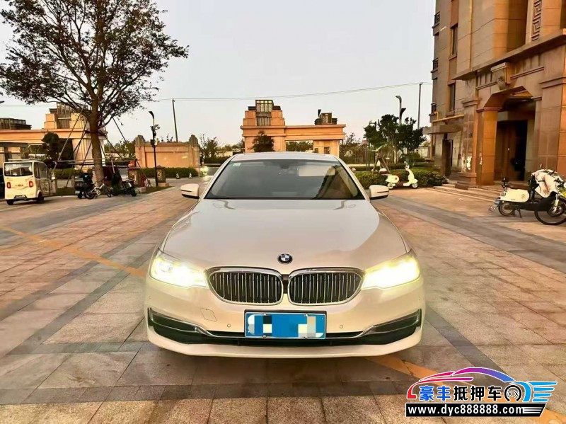20年宝马5系轿车抵押车出售