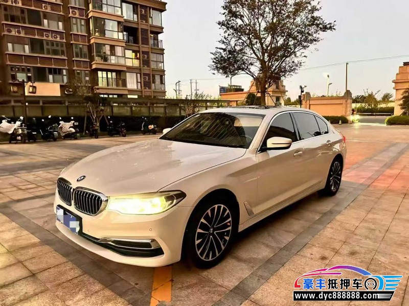 20年宝马5系轿车抵押车出售