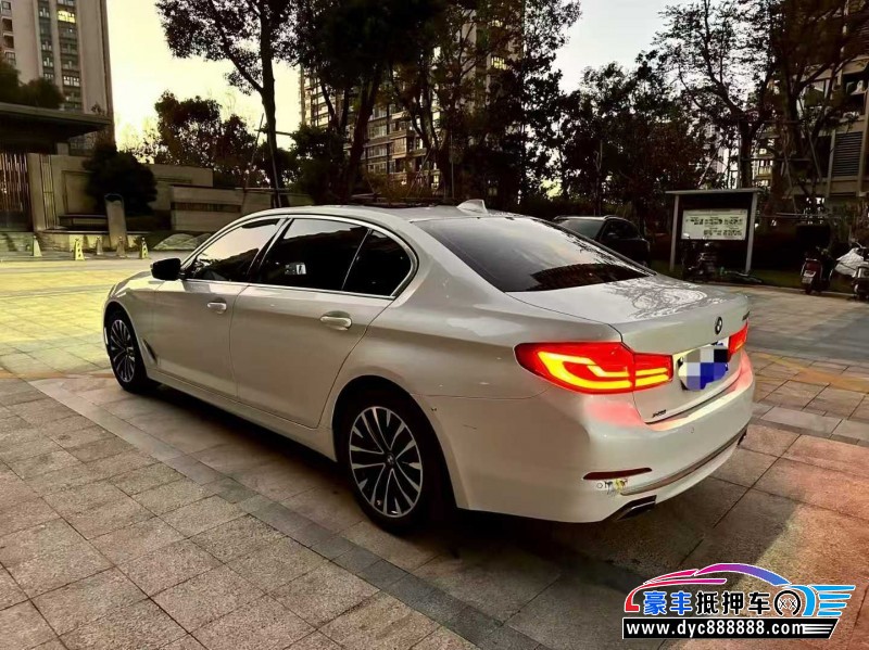 20年宝马5系轿车抵押车出售