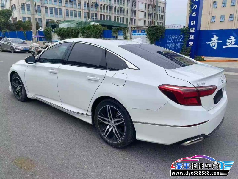 22年本田英诗派轿车抵押车出售