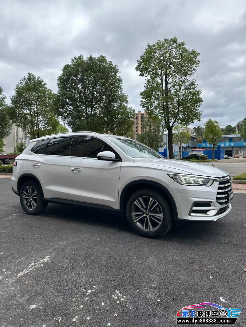 20年比亚迪唐轿车抵押车出售