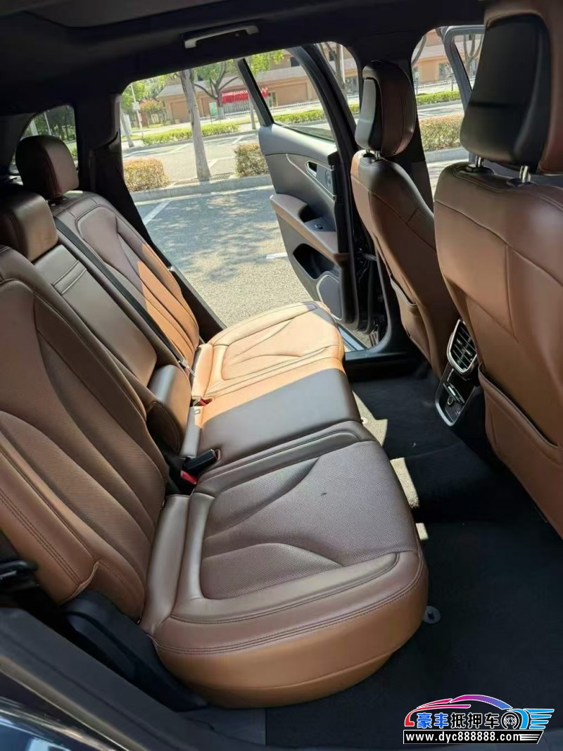 21年林肯航海家轿车抵押车出售