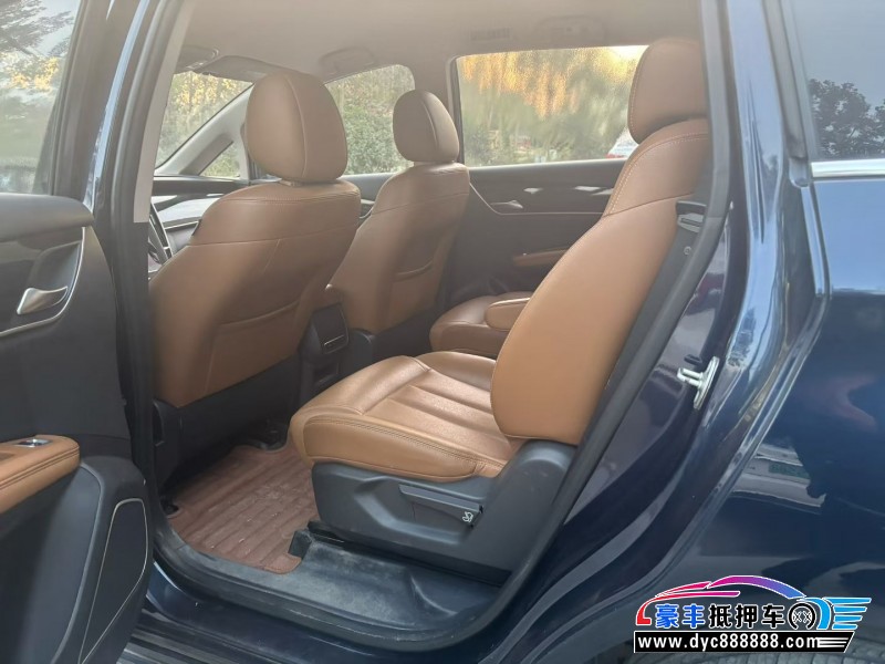 19年比亚迪宋轿车抵押车出售