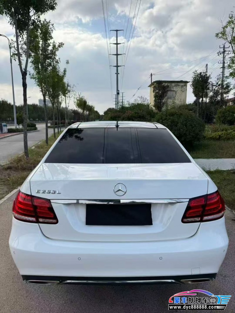 16年奔驰E轿车抵押车出售