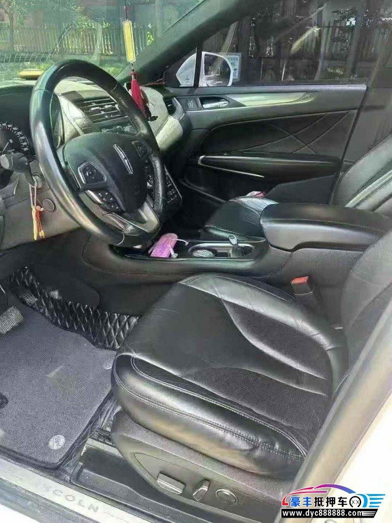 18年林肯MKC轿车抵押车出售