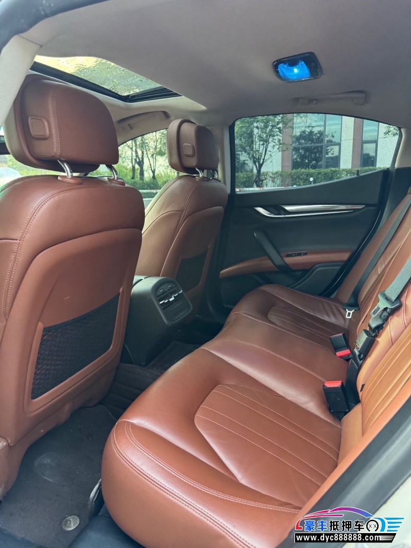 16年玛莎拉蒂Ghibli轿车抵押车出售