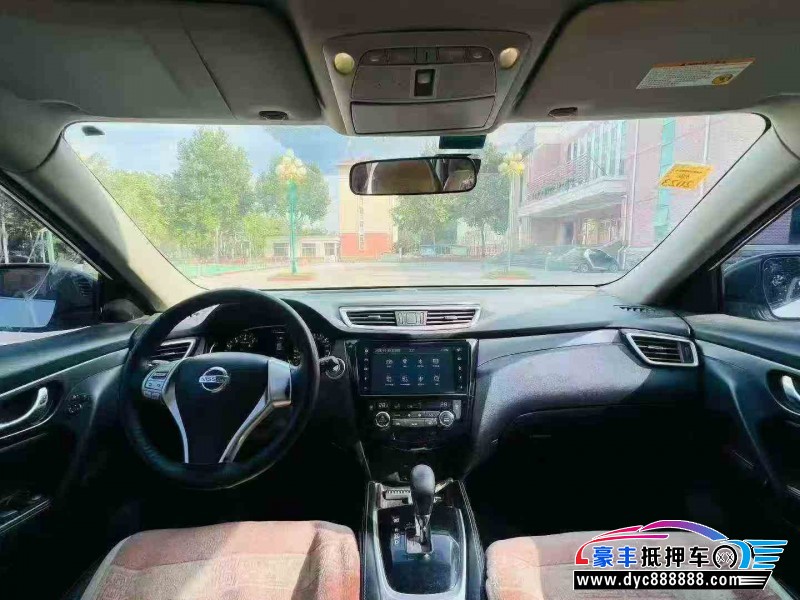 15年日产奇骏SUV抵押车出售