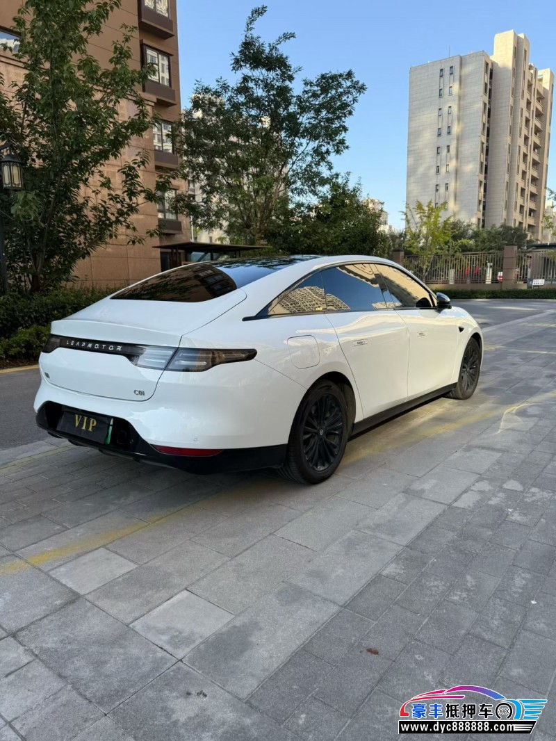 23年零跑c01轿车抵押车出售