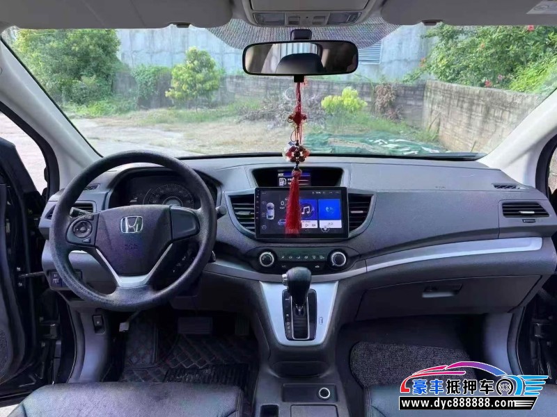 14年本田CR-V轿车抵押车出售