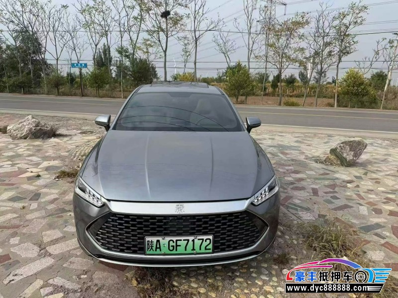 25年比亚迪秦轿车抵押车出售