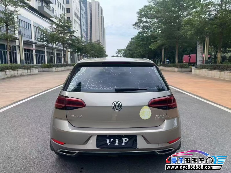 18年大众高尔夫轿车抵押车出售