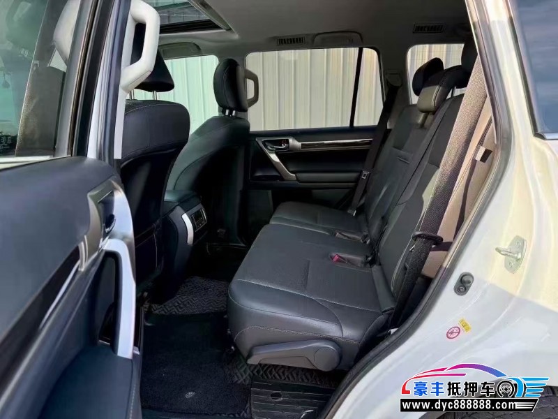 17年雷克萨斯GX轿车抵押车出售