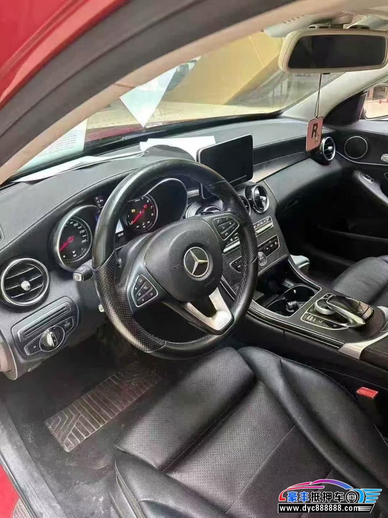 16年奔驰C轿车抵押车出售