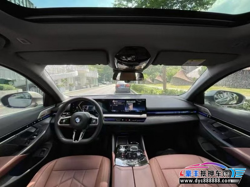 24年宝马5系轿车抵押车出售