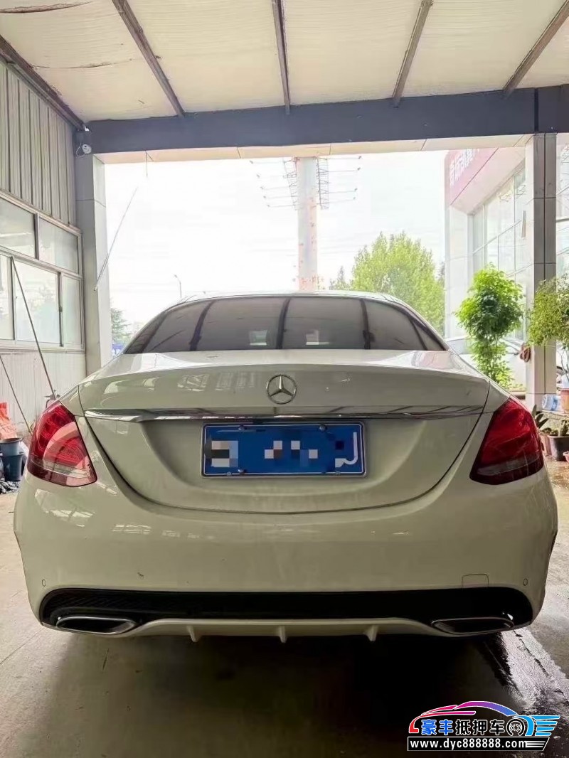 18年奔驰C轿车抵押车出售