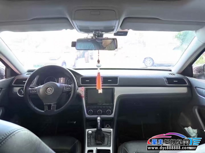 13年大众帕萨特轿车抵押车出售