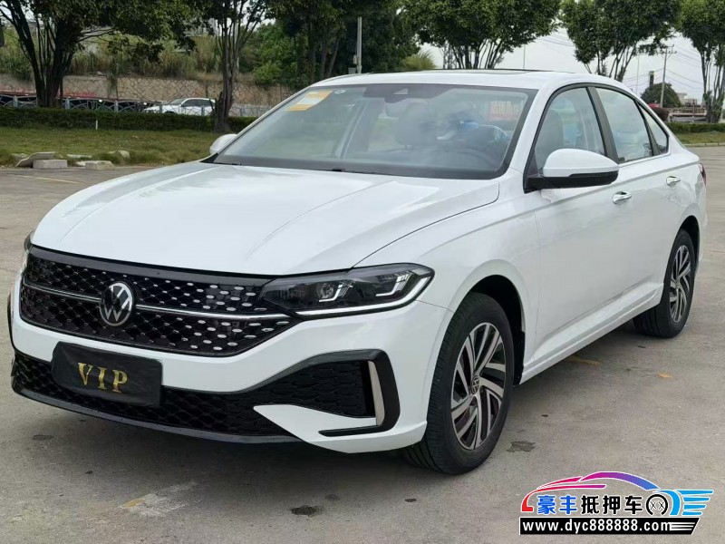 25年大众朗逸轿车抵押车出售