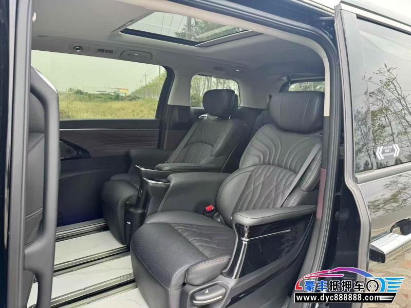 23年传祺M8轿车抵押车出售