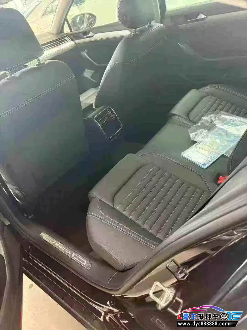 21年大众迈腾轿车抵押车出售