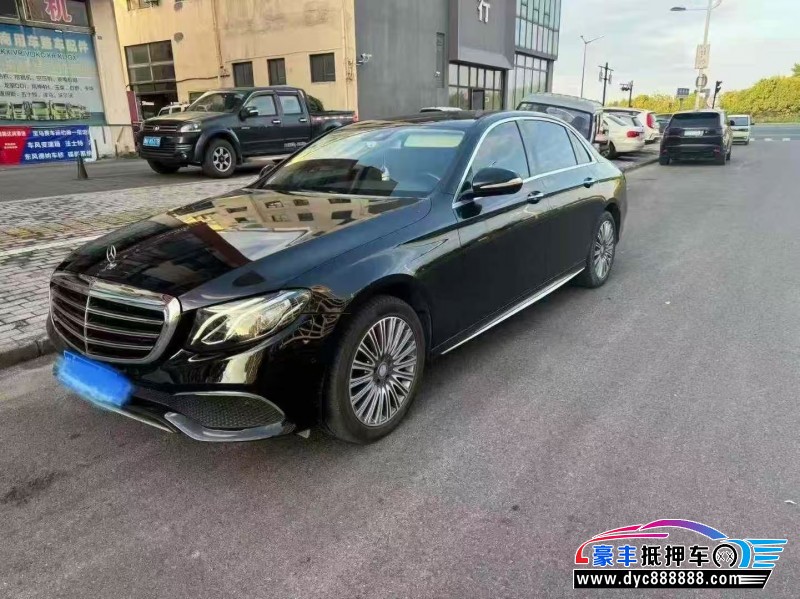 17年奔驰E轿车抵押车出售