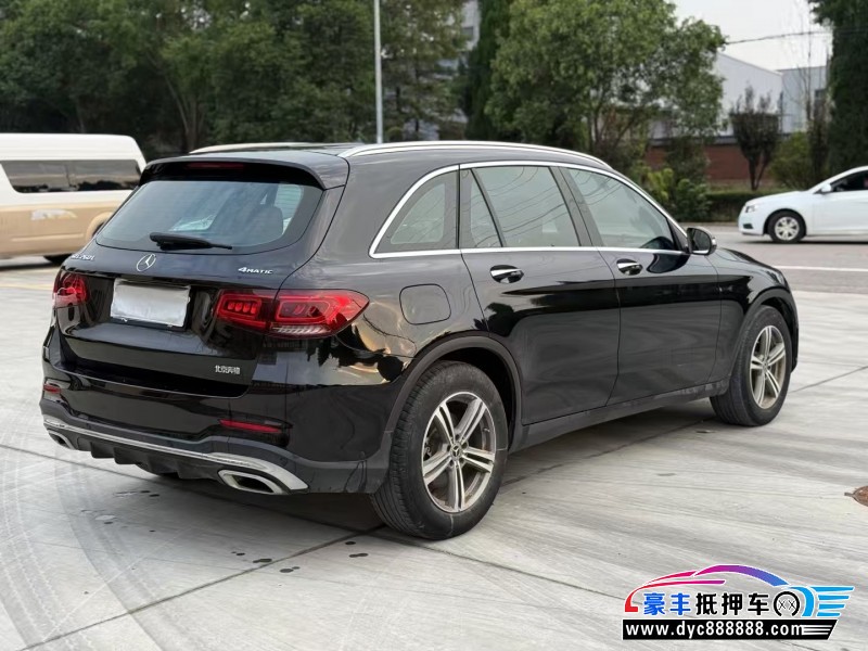 20年奔驰GLC轿车抵押车出售