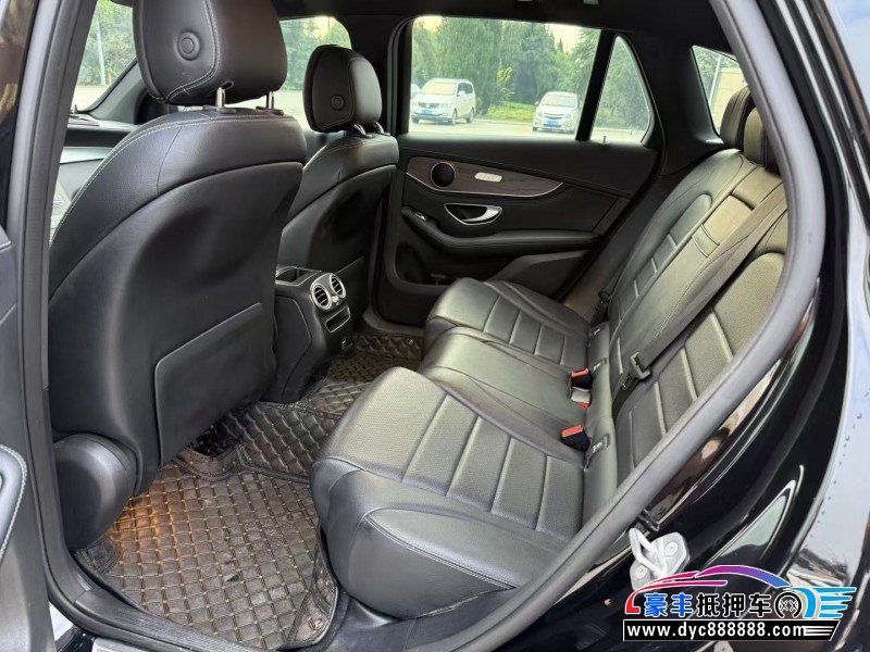 20年奔驰GLC轿车抵押车出售