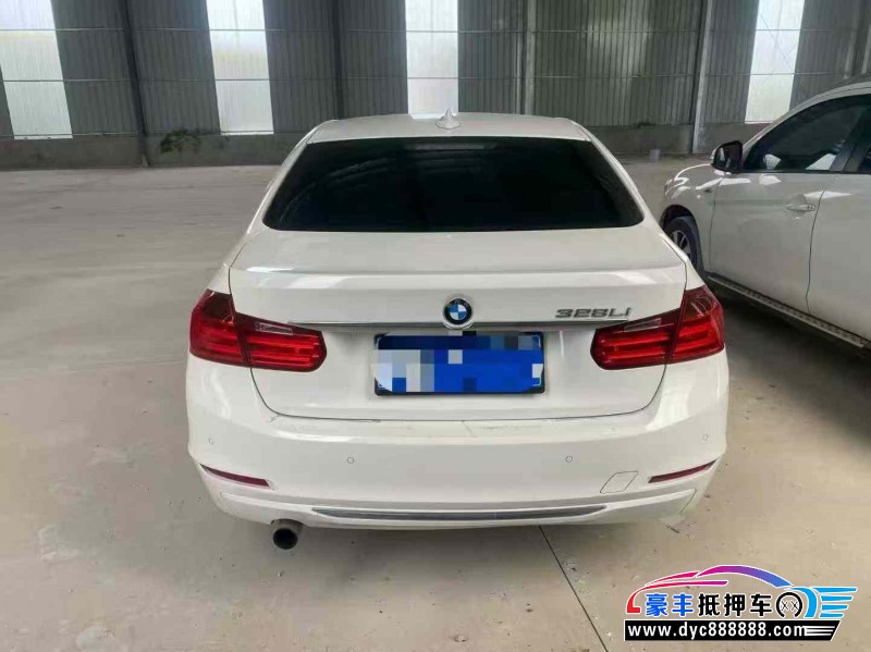 15年宝马3系轿车抵押车出售