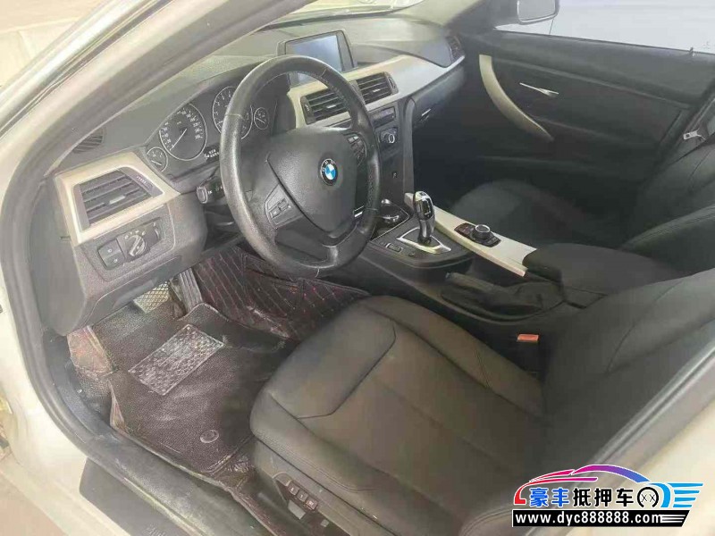 15年宝马3系轿车抵押车出售