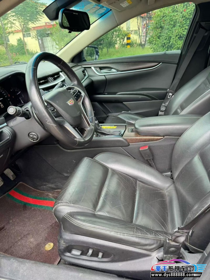 17年凯迪拉克XTS轿车抵押车出售