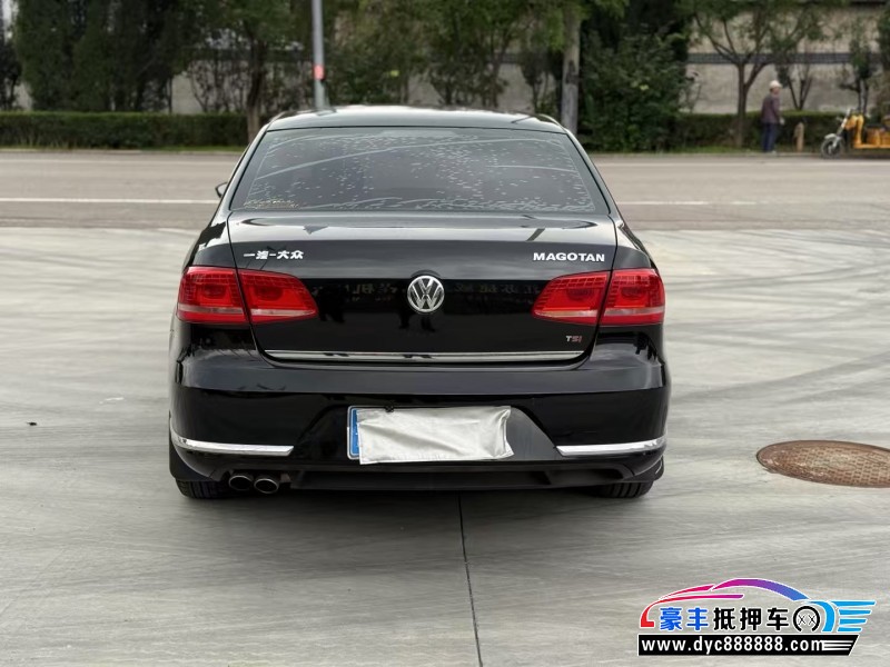 16年大众迈腾轿车抵押车出售