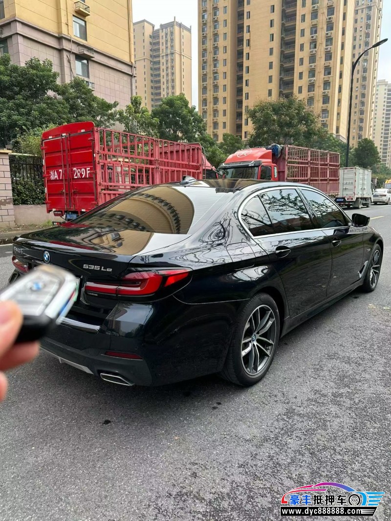 22年宝马5系轿车抵押车出售