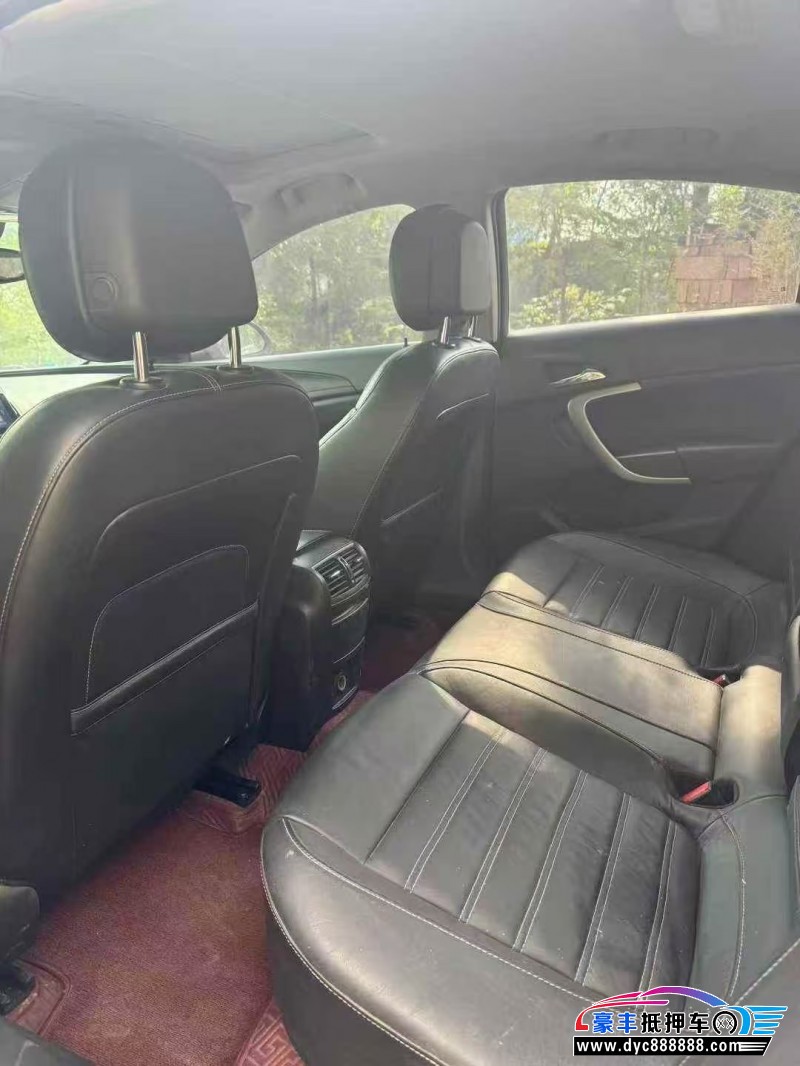 14年别克君威轿车抵押车出售