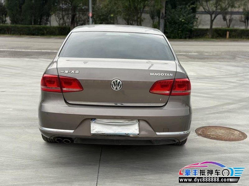 15年大众迈腾轿车抵押车出售