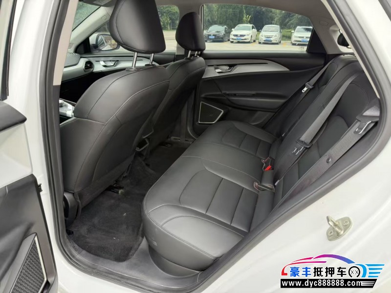 24年吉利几何轿车抵押车出售