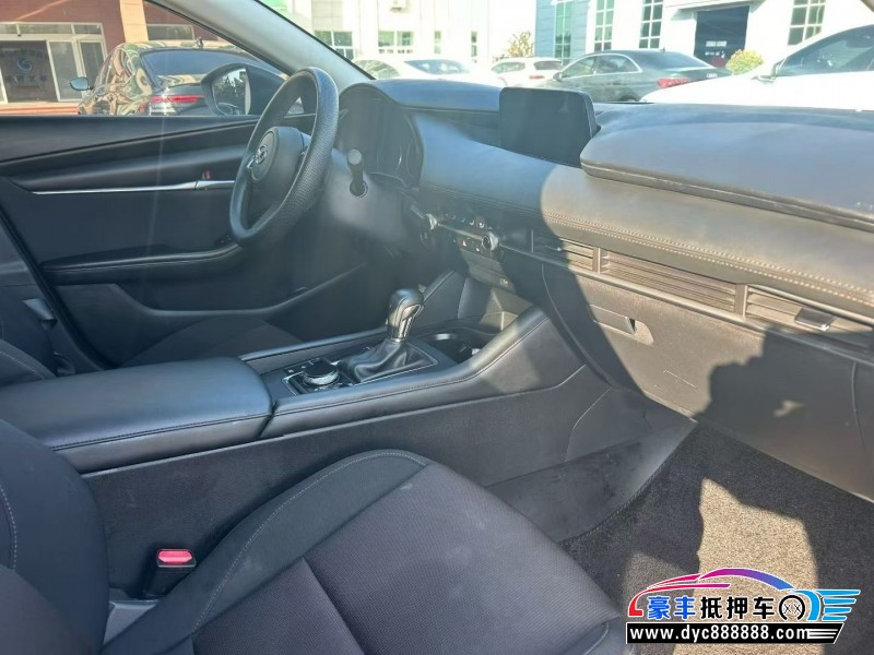 22年马自达昂克赛拉轿车抵押车出售