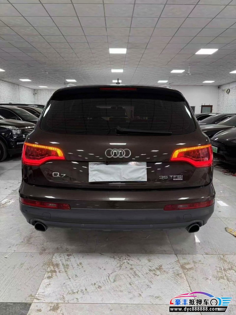 14年奥迪Q7轿车抵押车出售