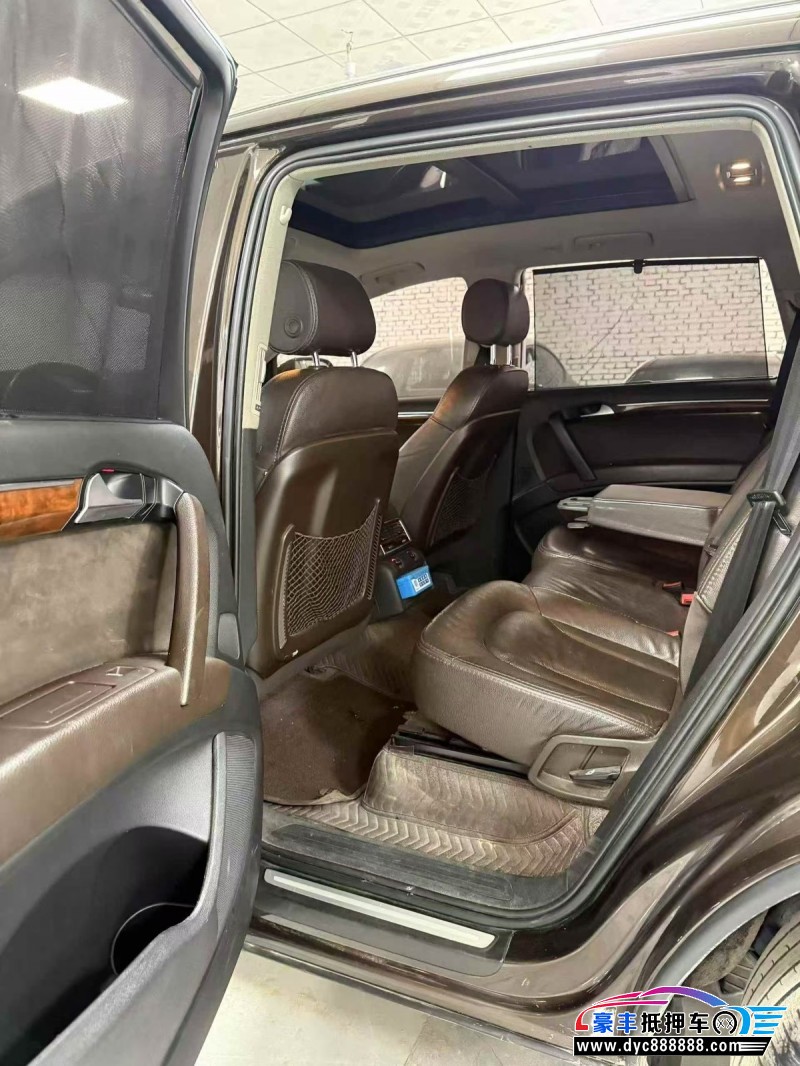 14年奥迪Q7轿车抵押车出售