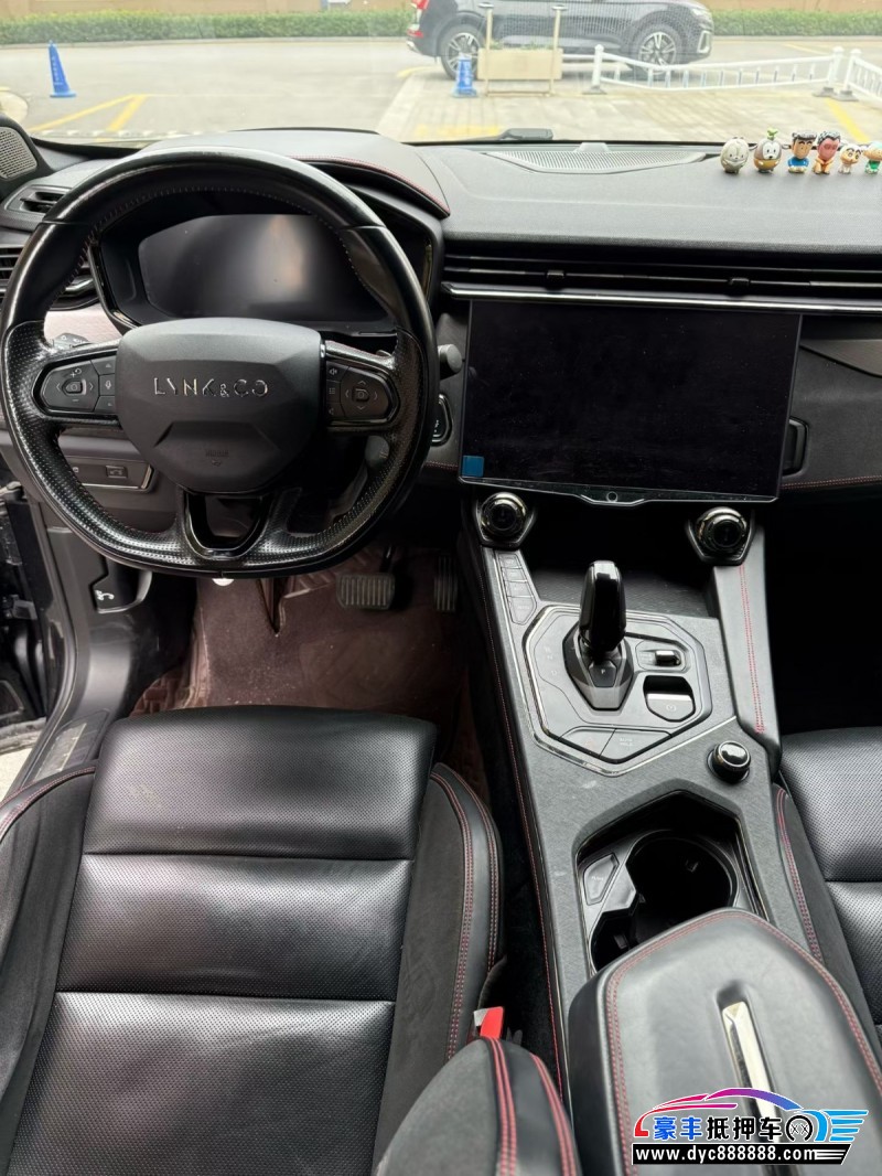 21年领克05轿车抵押车出售