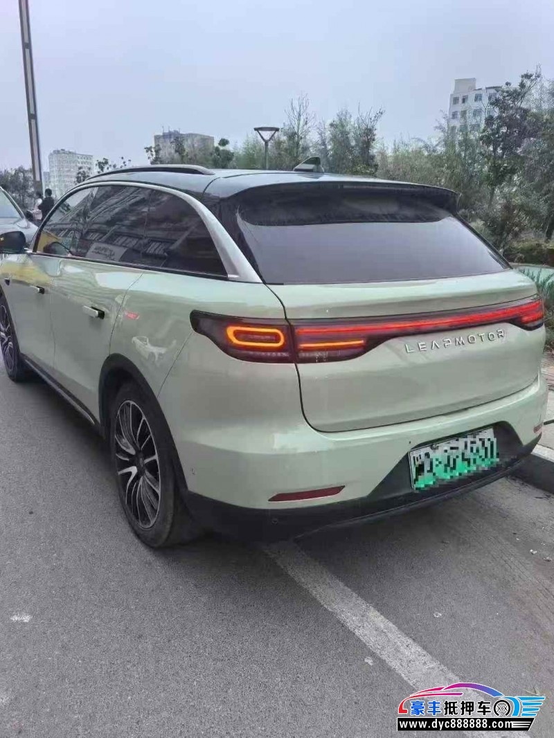 23年零跑C11轿车抵押车出售