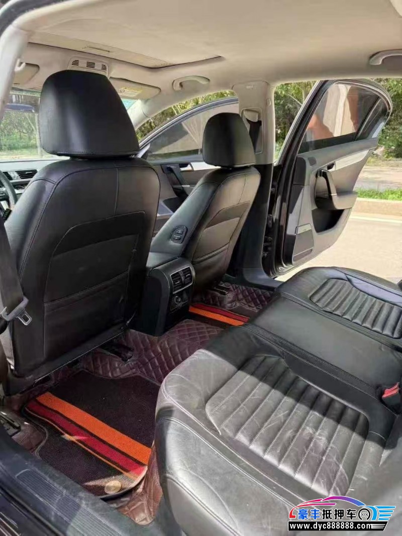 16年大众迈腾轿车抵押车出售