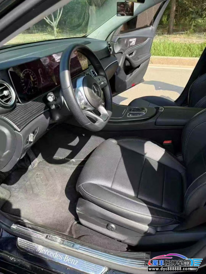 19年奔驰E轿车抵押车出售