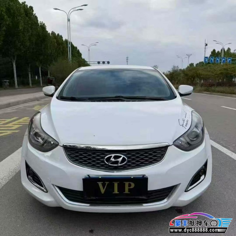 18年现代朗动轿车抵押车出售