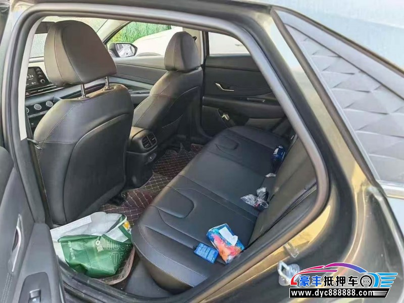 24年现代伊兰特轿车抵押车出售