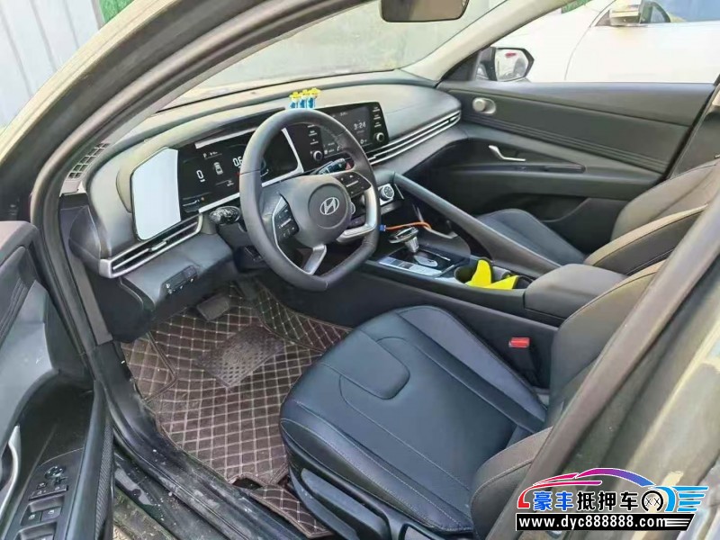 24年现代伊兰特轿车抵押车出售