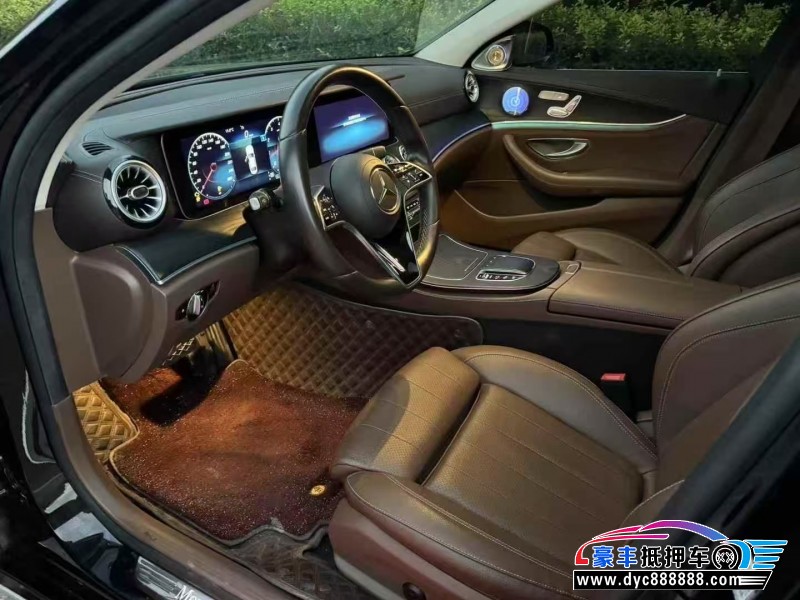 22年奔驰E轿车抵押车出售