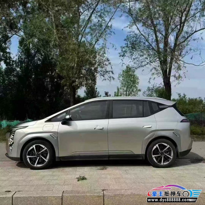 23年埃安Y70轿车抵押车出售