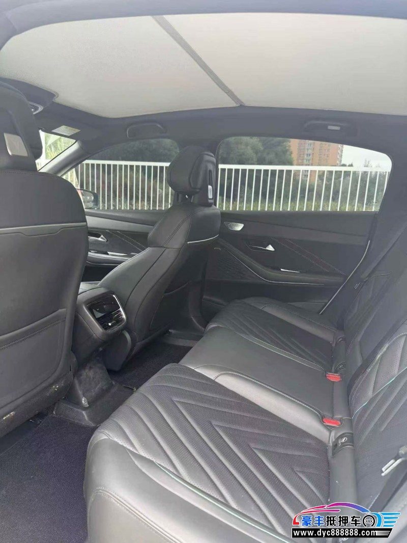 24年长安深蓝SL03轿车抵押车出售